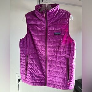 Patagonia Down Vest- Size Large